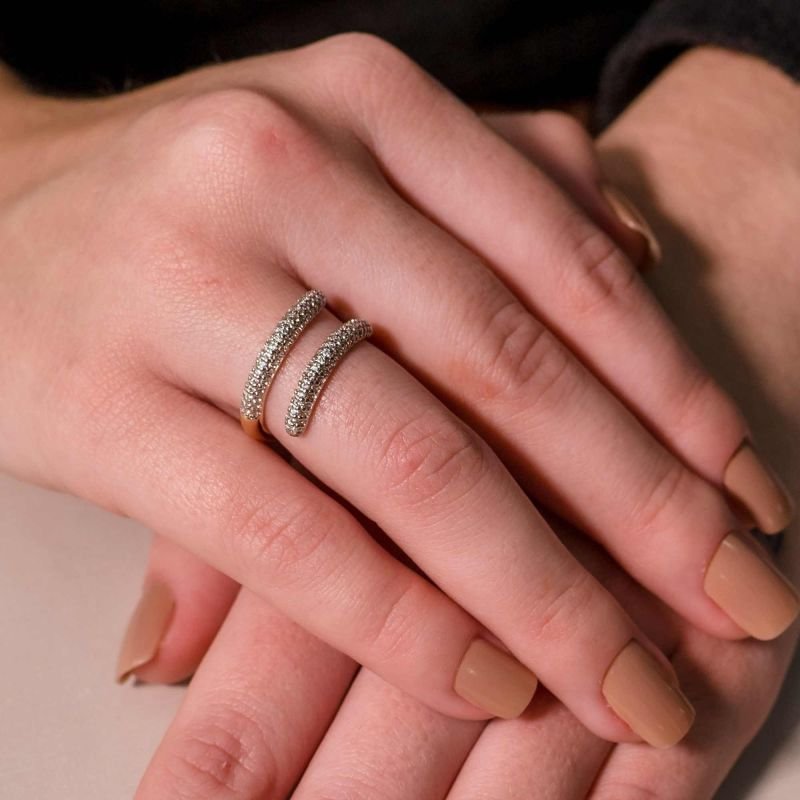 Anel Mom´s Aberto Cravejado Banhado a Ouro 18K