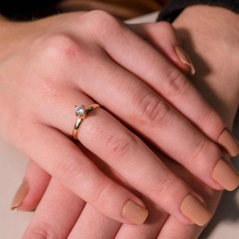 Anel Solitário Banhado a Ouro 18K