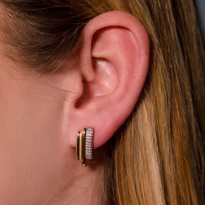 Brinco And You 2 Linhas Lisas e 2 Fileiras Cravejadas Banhado a Ouro 18K