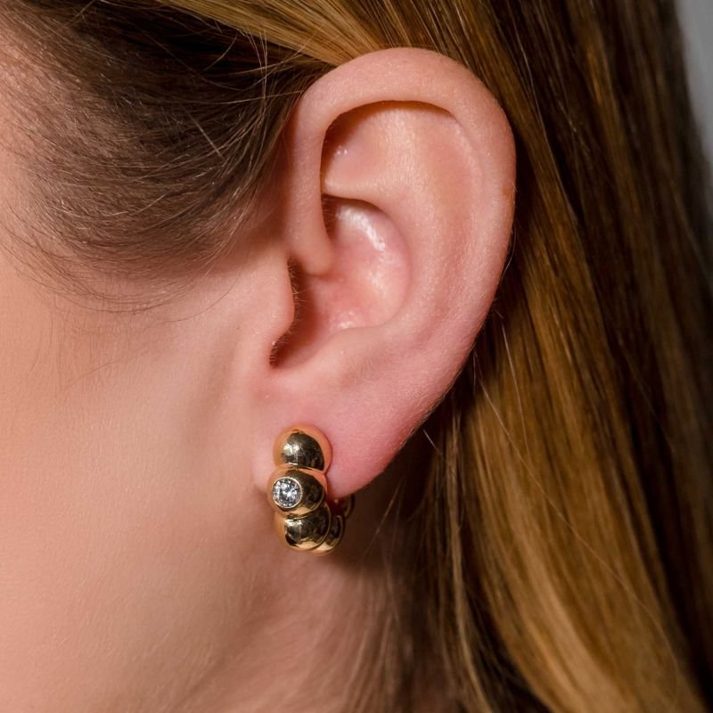 Brinco Argola Ponto De Luz Banhada a Ouro 18K