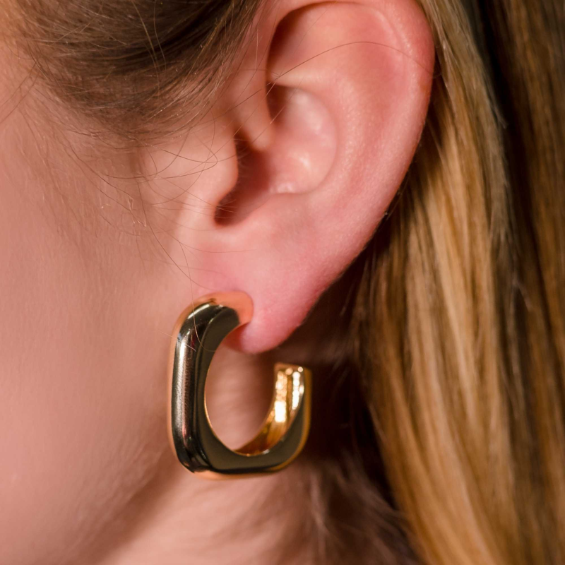 Brinco Argola Quadrada Lisa Banhado a Ouro 18K