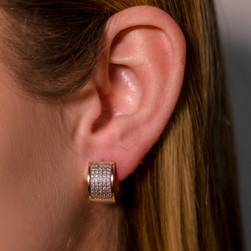 Brinco Day to Night Argola Cravejada Banhado a Ouro 18K