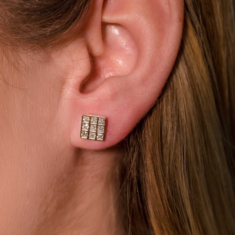 Brinco Quadrado Cravejado Banhado a Ouro 18K