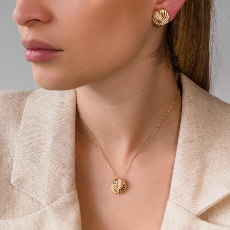 Brinco Redondo Texturizado Mom's Banhado a Ouro 18K