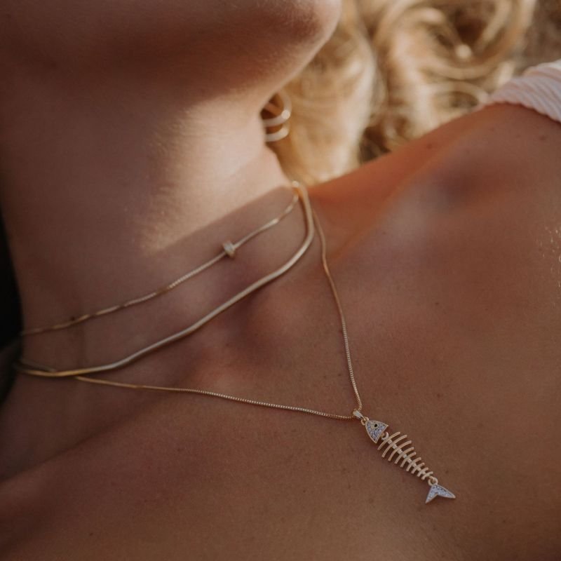 Colar Espinha de Peixe Fressen Resort Banhado a Ouro 18K