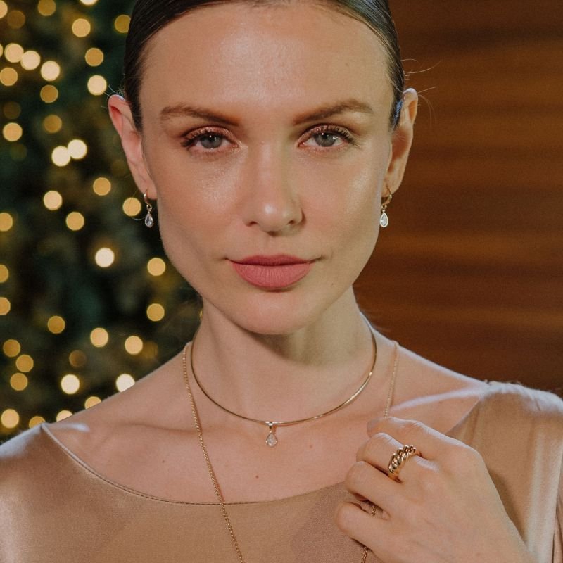 Colar Rígida com Gota Cristal Fressen Celebrate Banhado a Ouro 18K