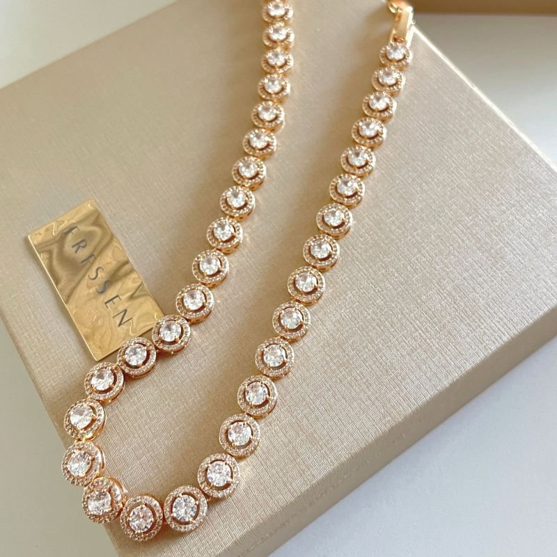 Colar Riviera Redonda Cravejada Banhado a Ouro 18K