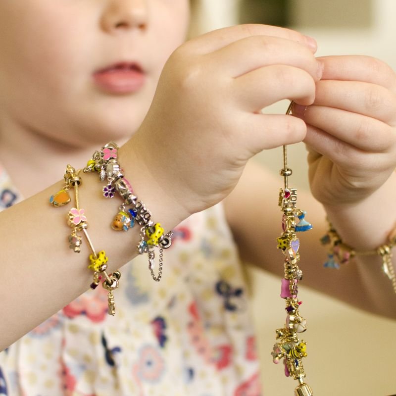 Pulseira Enjoy Infantil Lisa Banhada a Ouro 18K